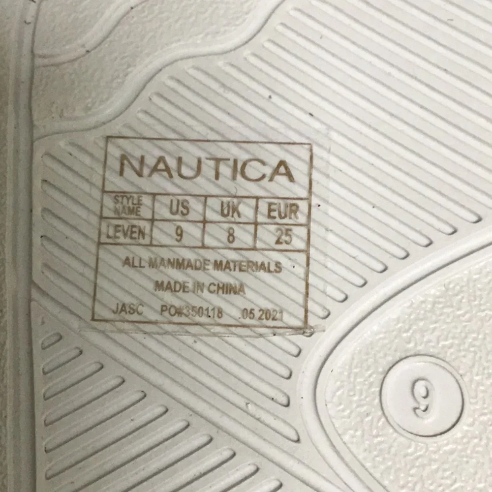 Nautica Kids Leven Water Shoes Unisex size 9 Blue Tie Dye
